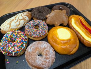 pan-nito-bakery-assorted-pan-dulce-donuts